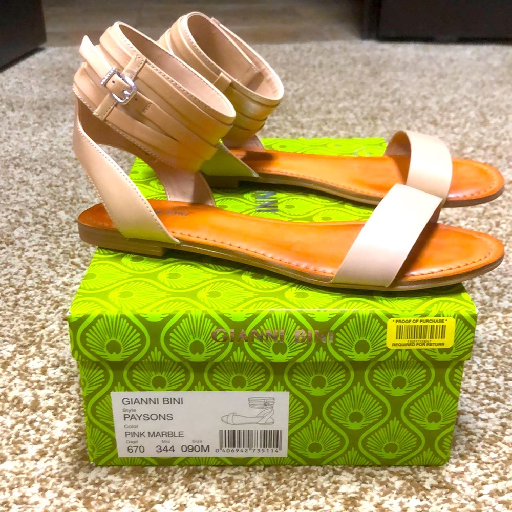 Gianni Bini ankle strap sandals